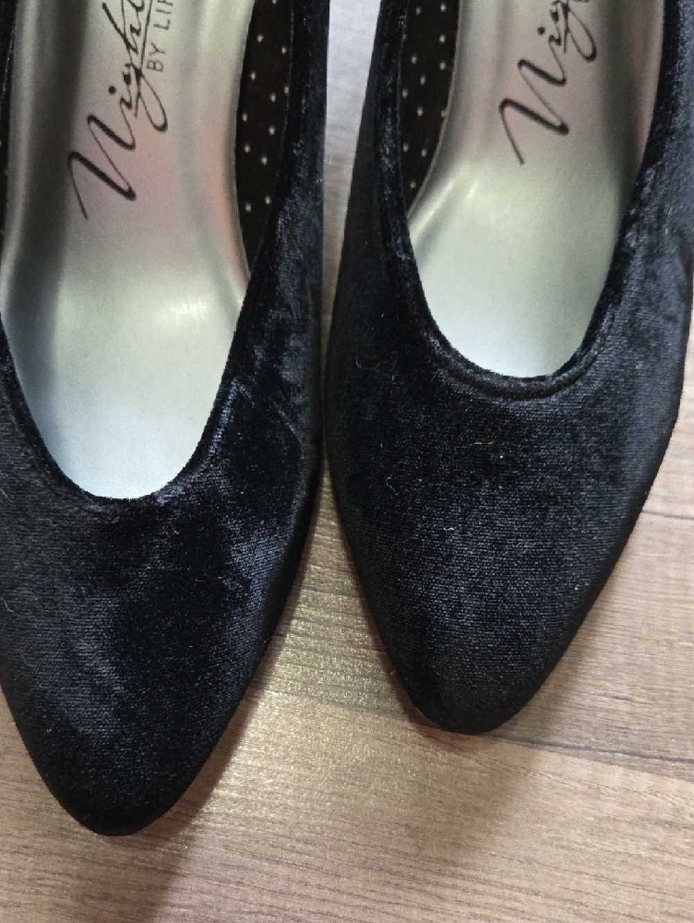 Classic Black Velvet Pointed-Toe Heels - Picture 3 of 6